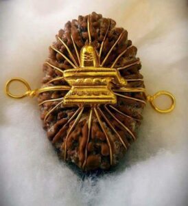 Украшение из рудракши